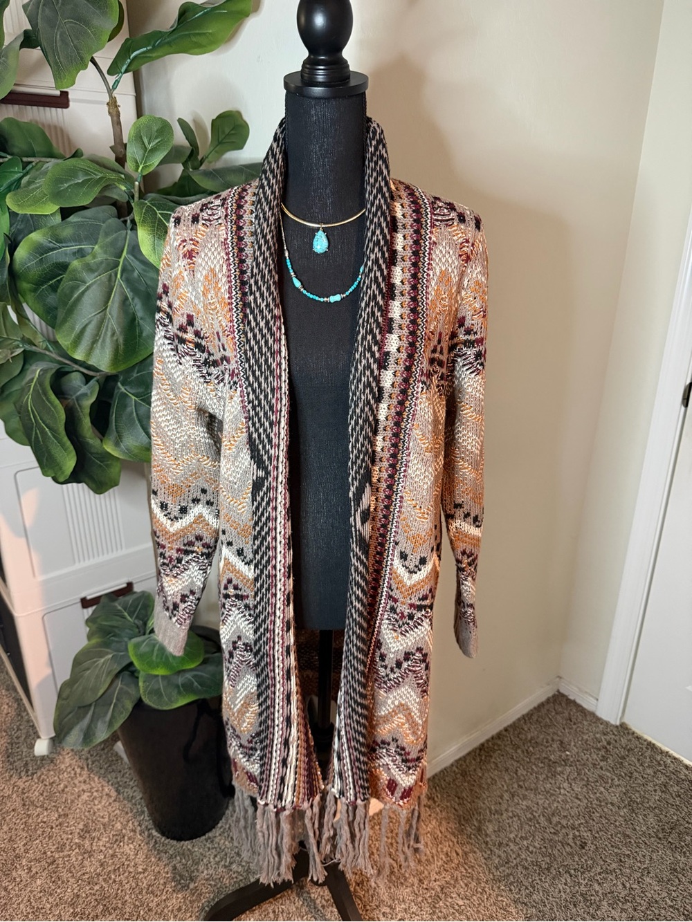 Cozy Multicolor Fringe Open-Front Cardigan Sweater - Picture 4 of 10